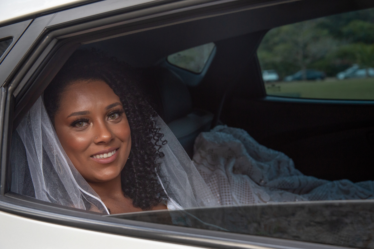 Noiva no Carro
