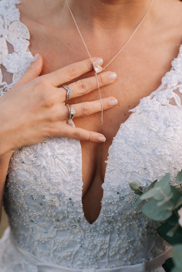 Casamento Laila e André noiva detalhes