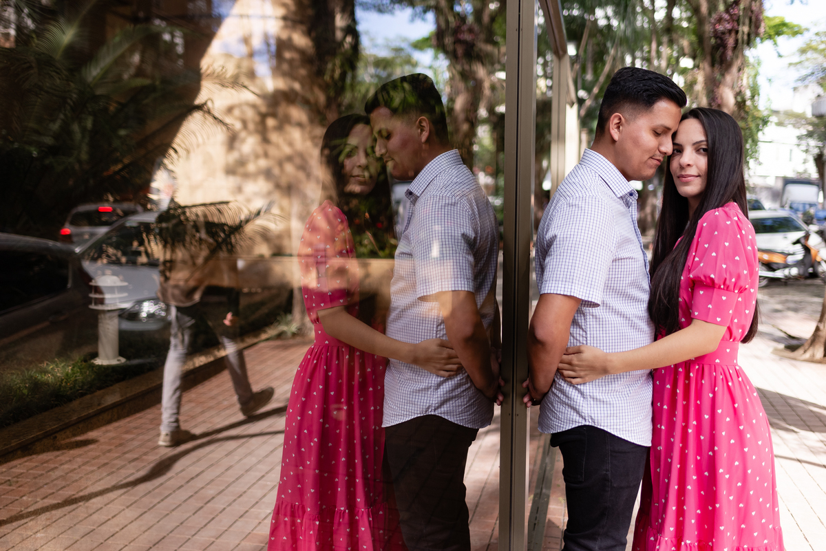 Ensaio pré-casamento em Nova Friburgo - RJ

Fotos espontâneas de pré-wedding na região serrana do Rio de Janeiro.