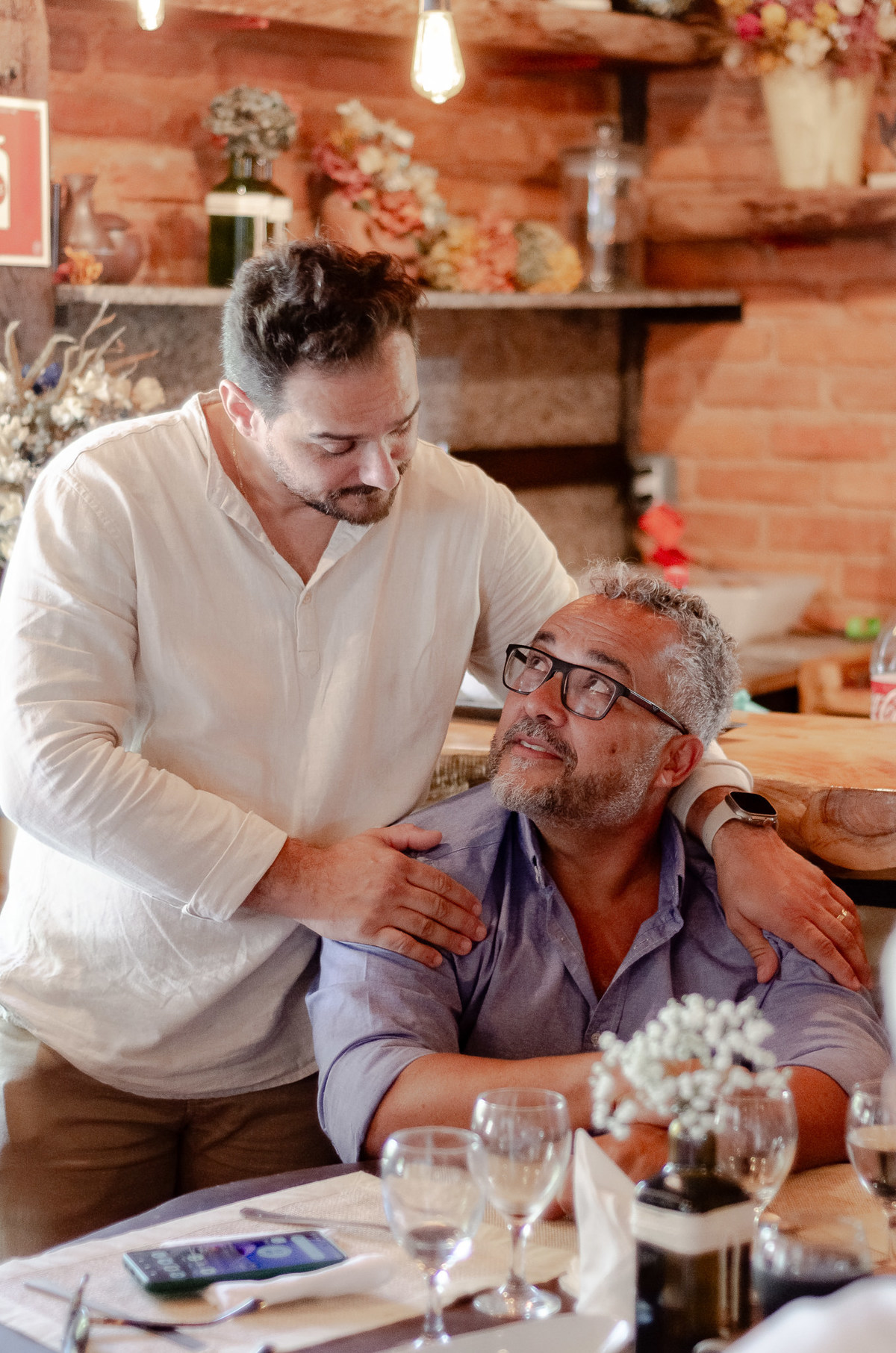casamento intimista em Nova Friburgo. Fotografia espontânea e natural. Fotografo documental de casamentos diurnos