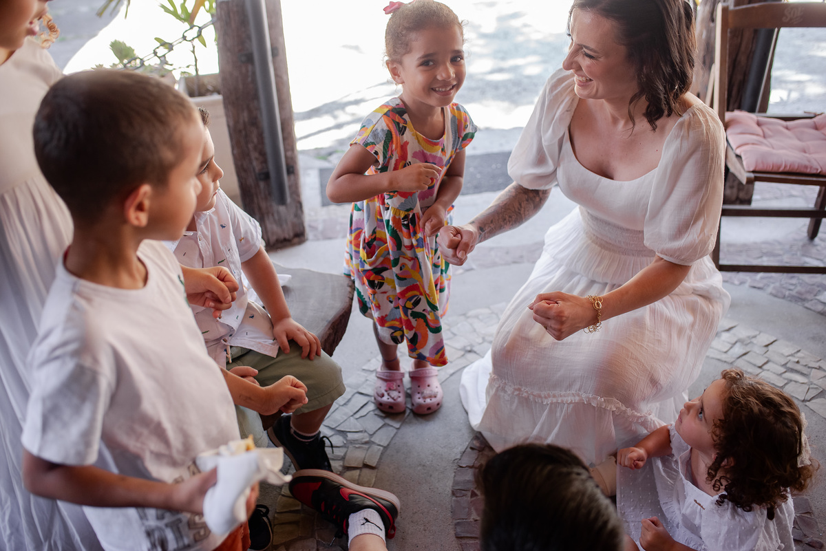 casamento intimista em Nova Friburgo. Fotografia espontânea e natural. Fotografo documental de casamentos diurnos