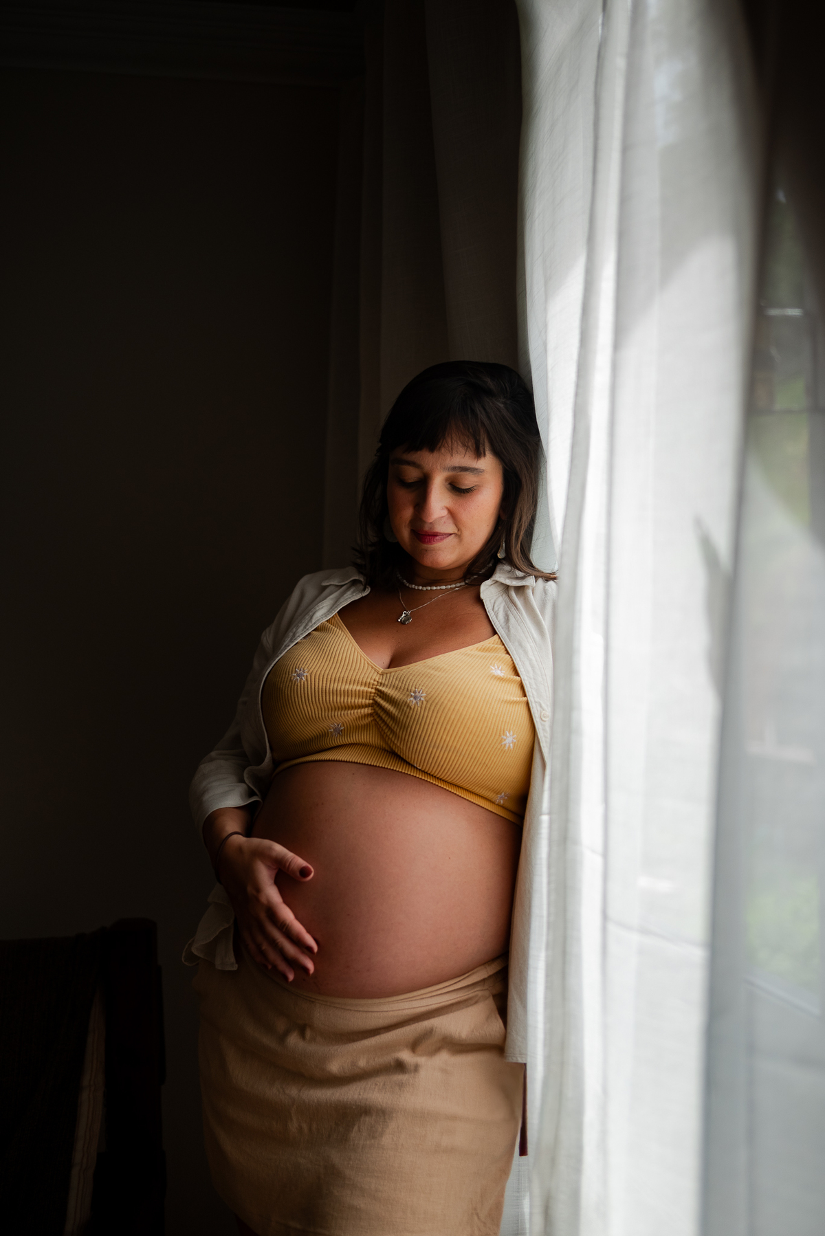 Ensaio gestante feito em casa em Nova Friburgo, região serrana do RJ.
Direção afetiva e espontânea contando a história da sua família crescendo de forma artístico e leve.