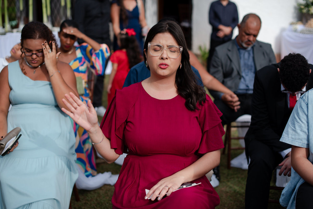 Casamento evangélico na Villa Massari em Nova Friburgo, região serrana do Rio de Janeiro.

Foto e Filme documental com registro espontâneo, leve e artístico.