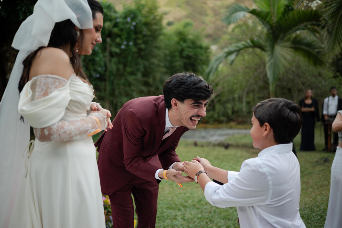 Foto e Filme documental de casamento na Fazenda Caturama em Areal, Rio de Janeiro. 