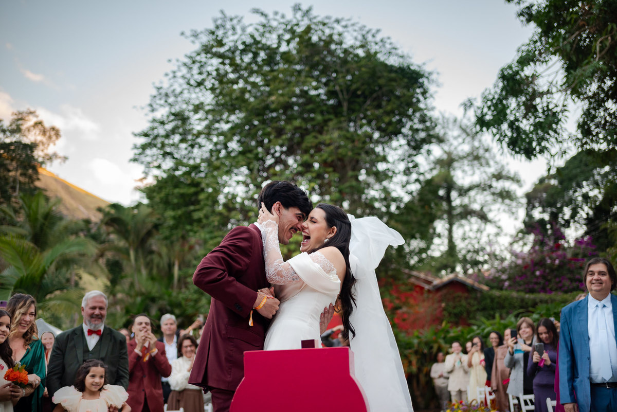 Foto e Filme documental de casamento na Fazenda Caturama em Areal, Rio de Janeiro. 
