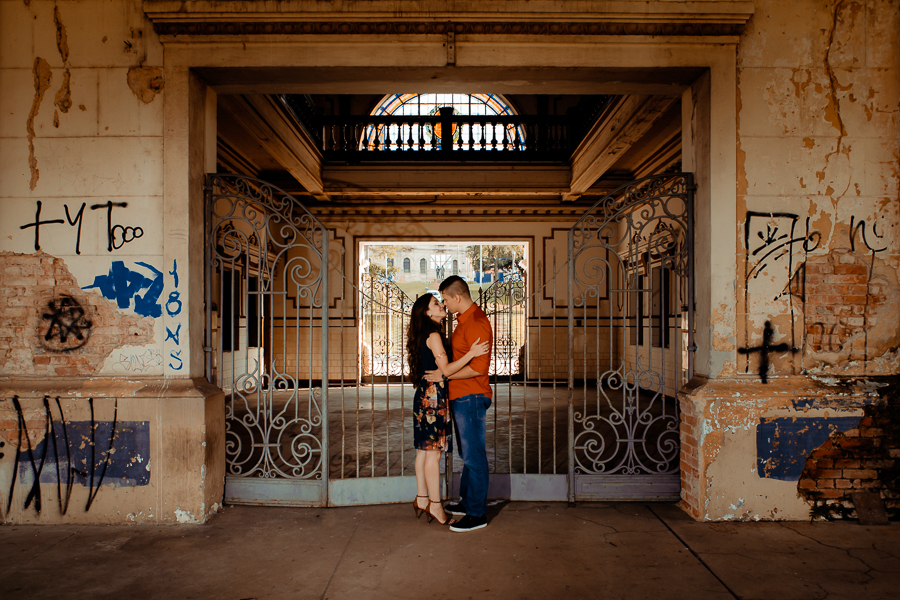 estação ferroviaria abandonada de sorocaba, ensaio casal, paulo cravitto