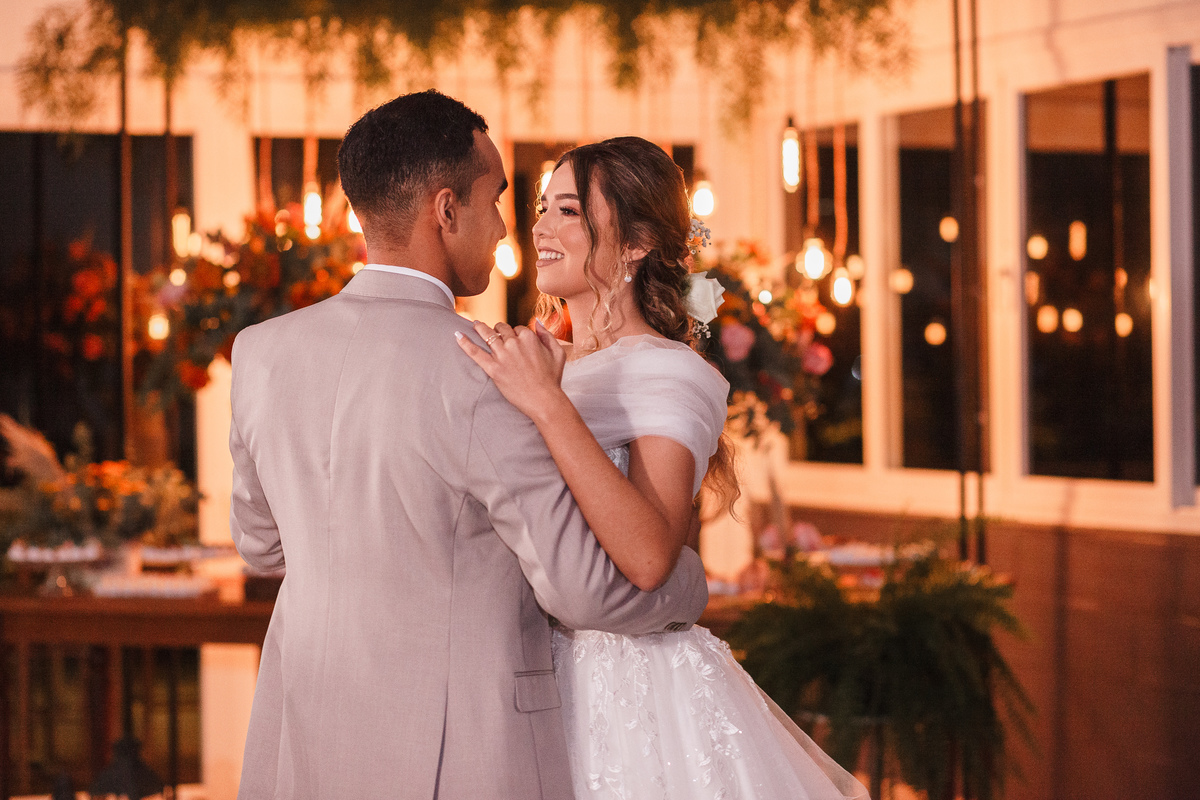 Valsa dos Noivos Casamento H Ville Sapiranga RS