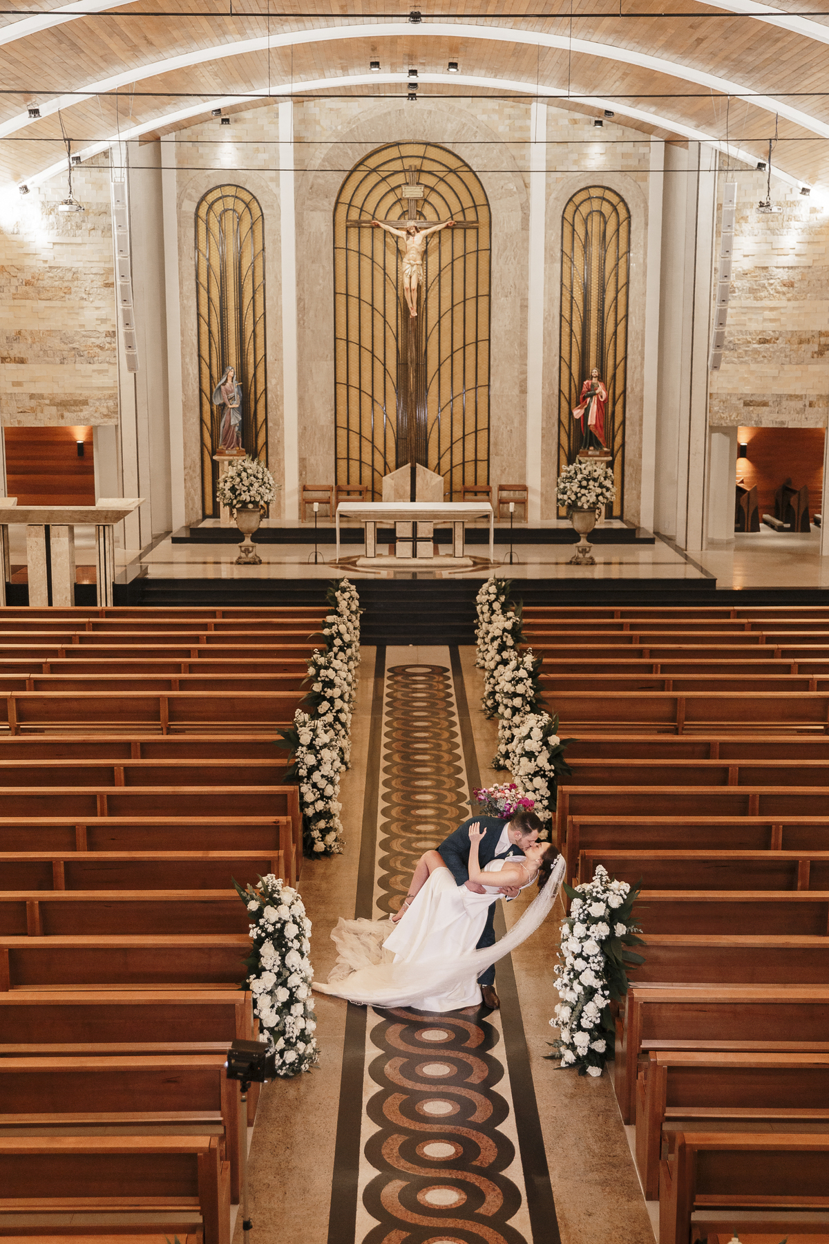 Sessão pós Cerimônia de Casamento Igreja Sagrada Família 