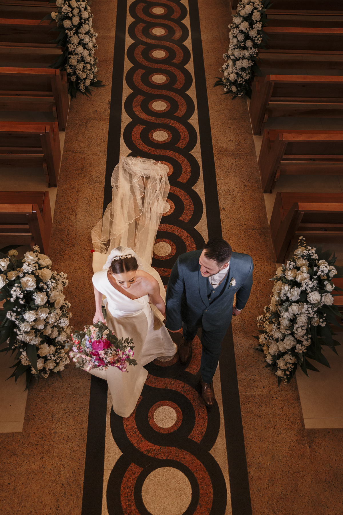 Sessão pós Cerimônia de Casamento Igreja Sagrada Família 