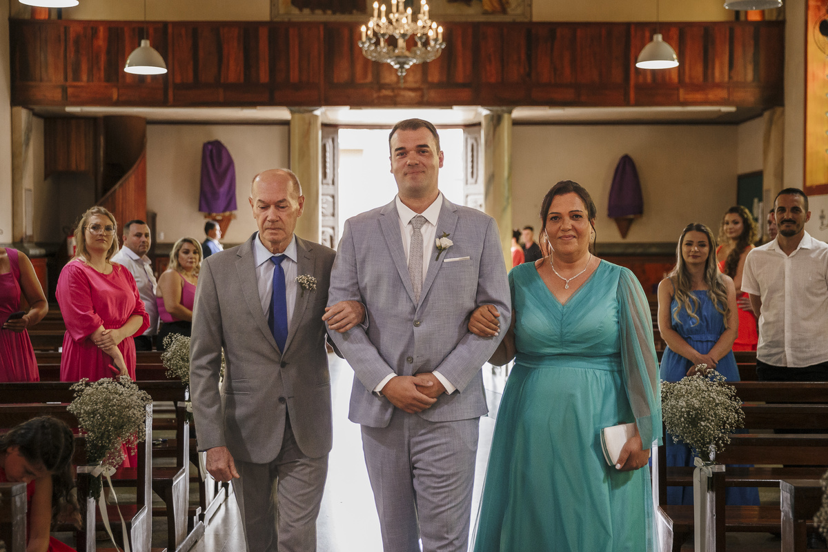 Cerimônia de Casamento na Paróquia São Marcos Nova Veneza SC