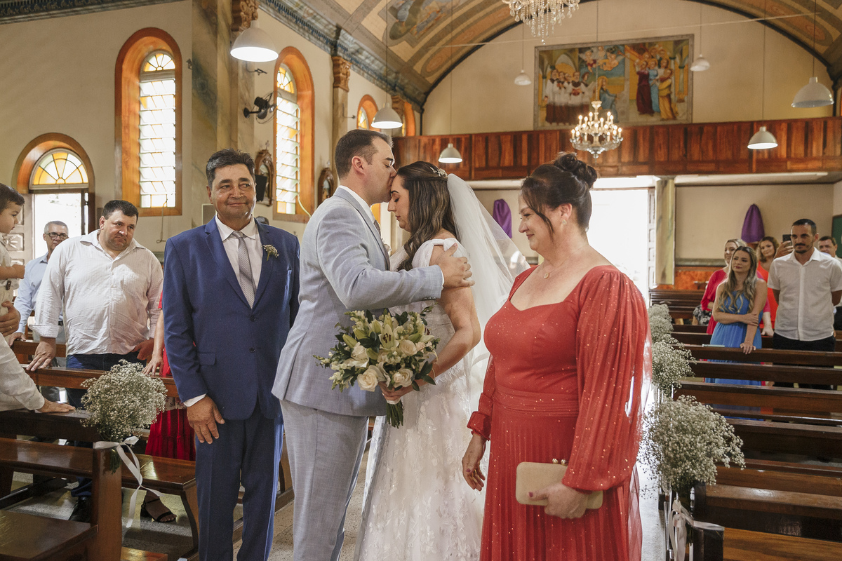 Cerimônia de Casamento na Paróquia São Marcos Nova Veneza SC