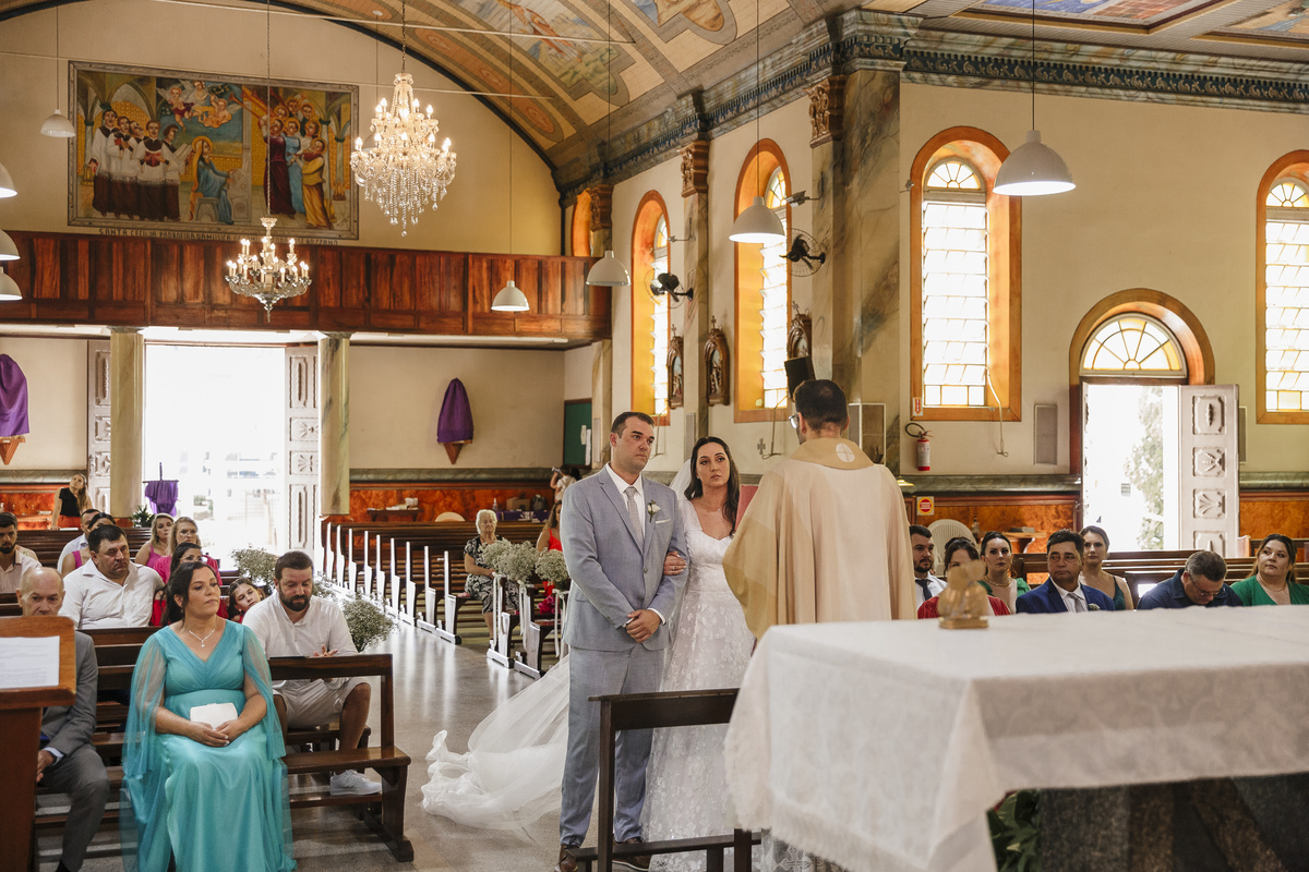 Cerimônia de Casamento na Paróquia São Marcos Nova Veneza SC