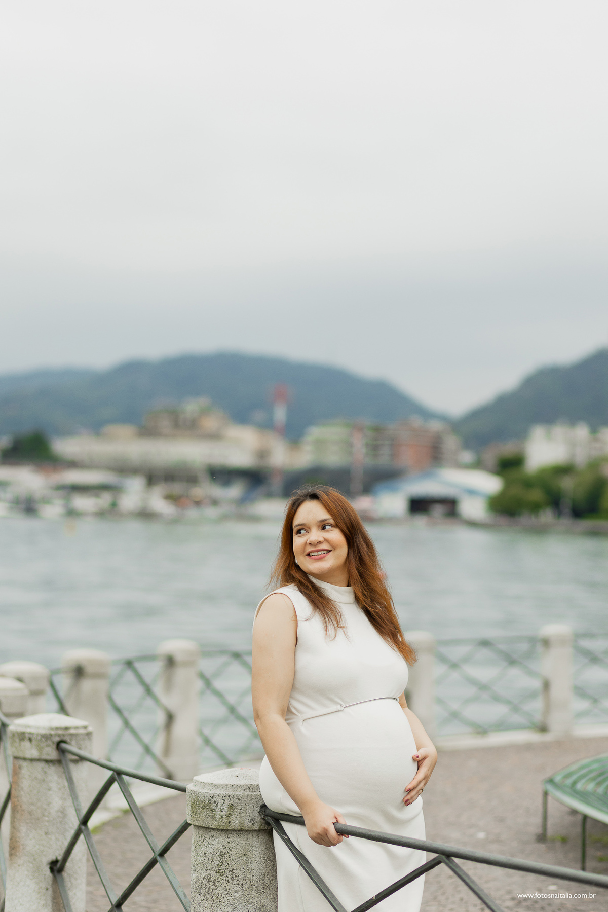 ensaio no lago di como italia gestante fotografo leonardo algozzino