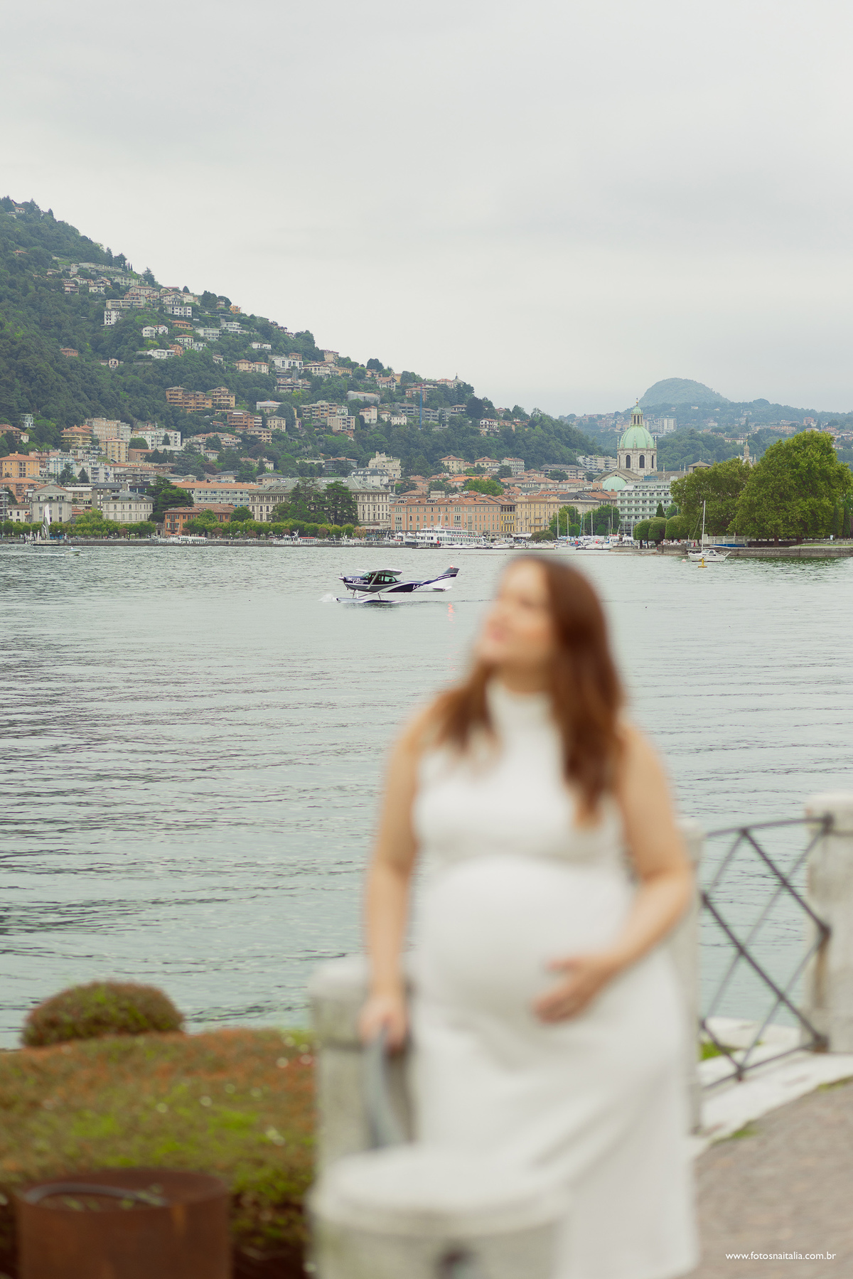 ensaio no lago di como italia gestante fotografo leonardo algozzino