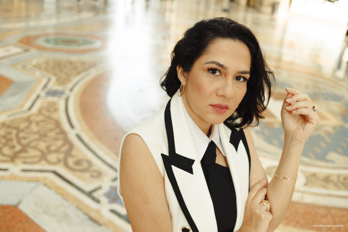 milão ensaio individual fotógrafo galleria vittorio emanuele fotos na italia retratos