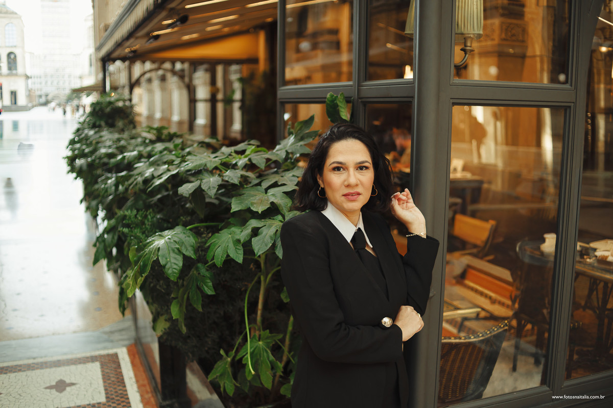 milão ensaio individual fotógrafo galleria vittorio emanuele fotos na italia restaurante