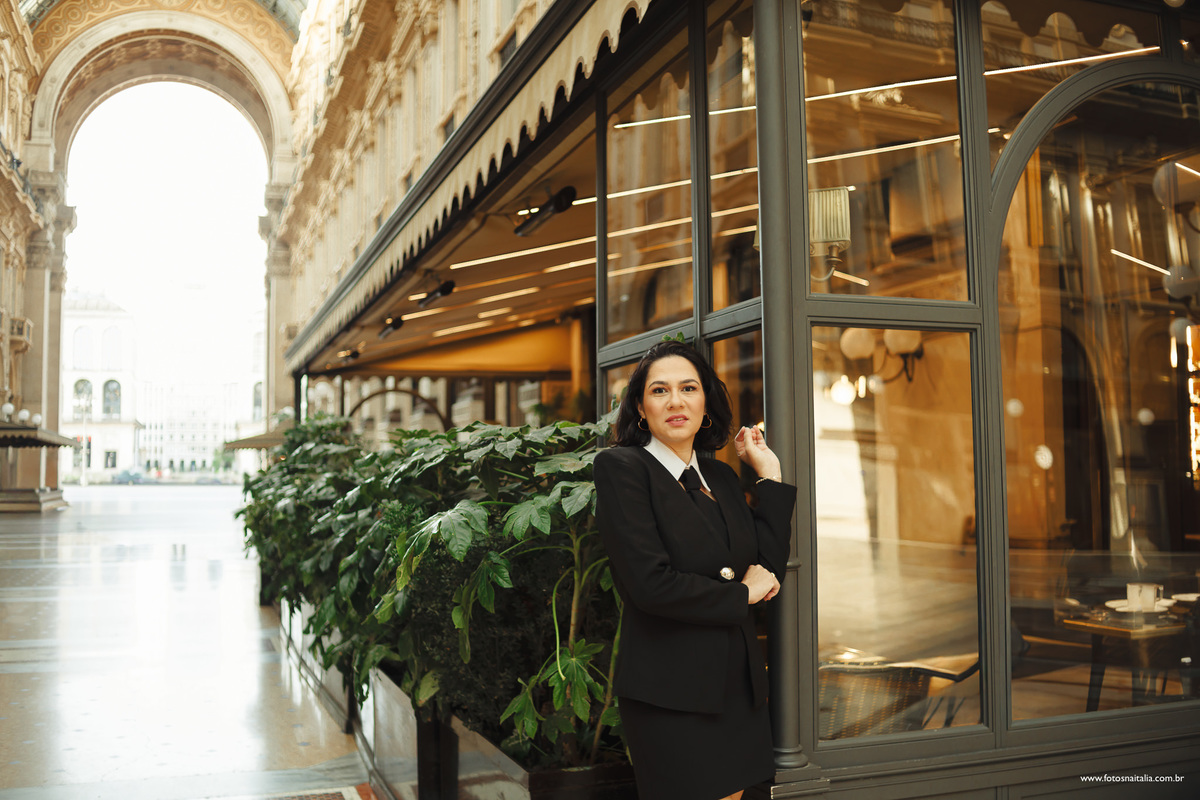 milão ensaio individual fotógrafo galleria vittorio emanuele fotos na italia restaurante