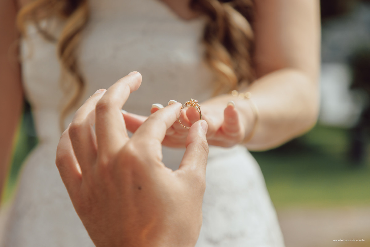 anel de noivado lago di como itália