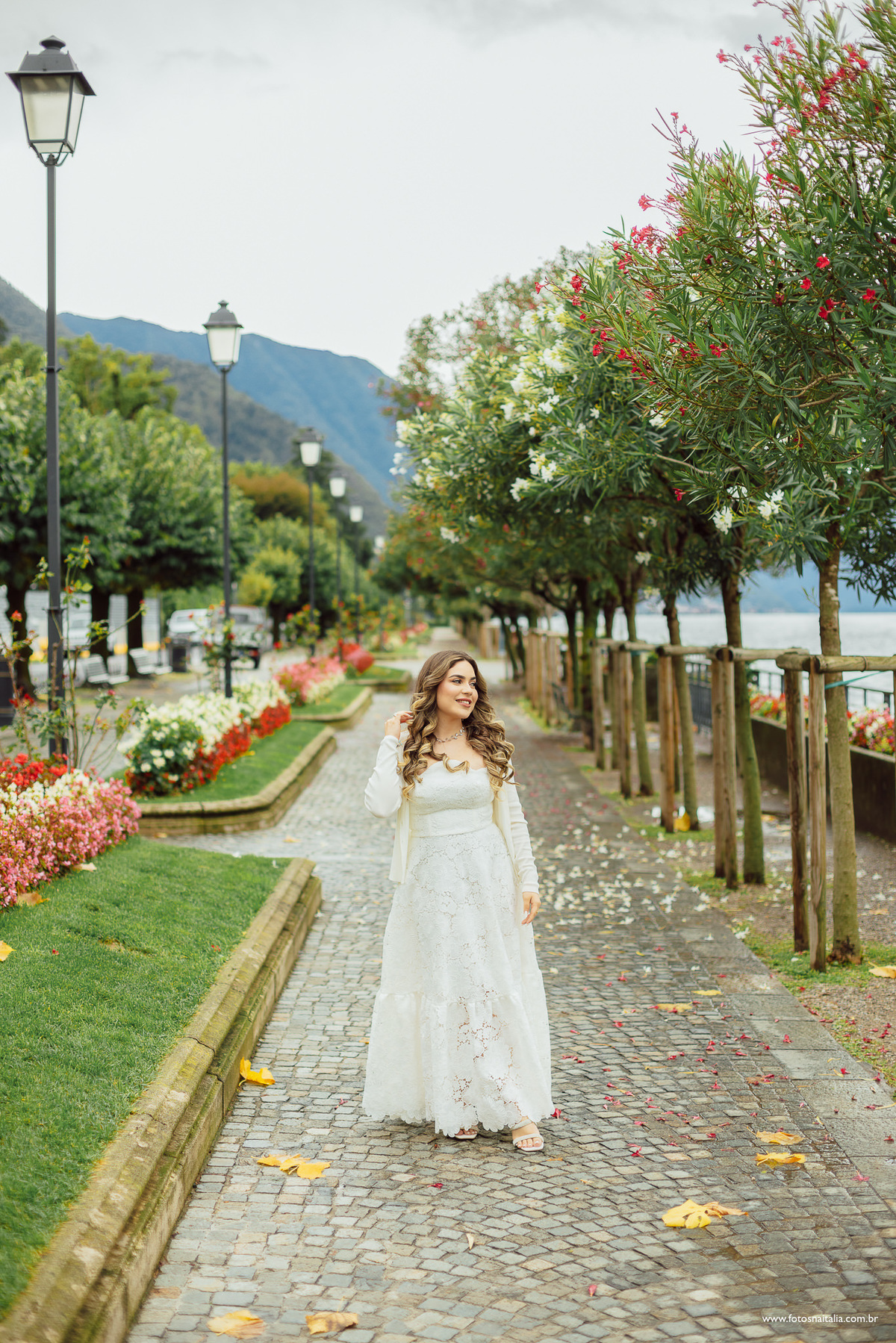 ensaio fotografico romantico em bellagio lago di como casal fotógrafo