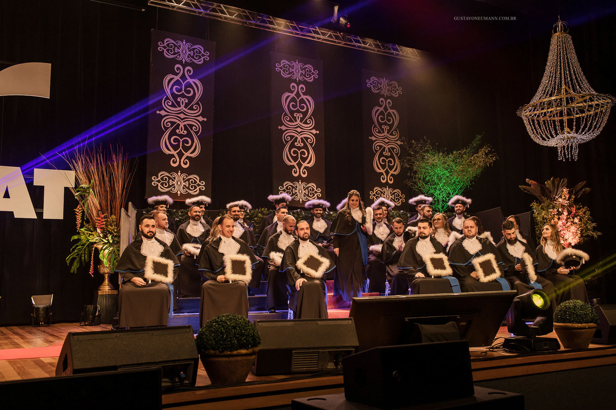 formatura-administração-de-empresas-faccat-taquara-rs