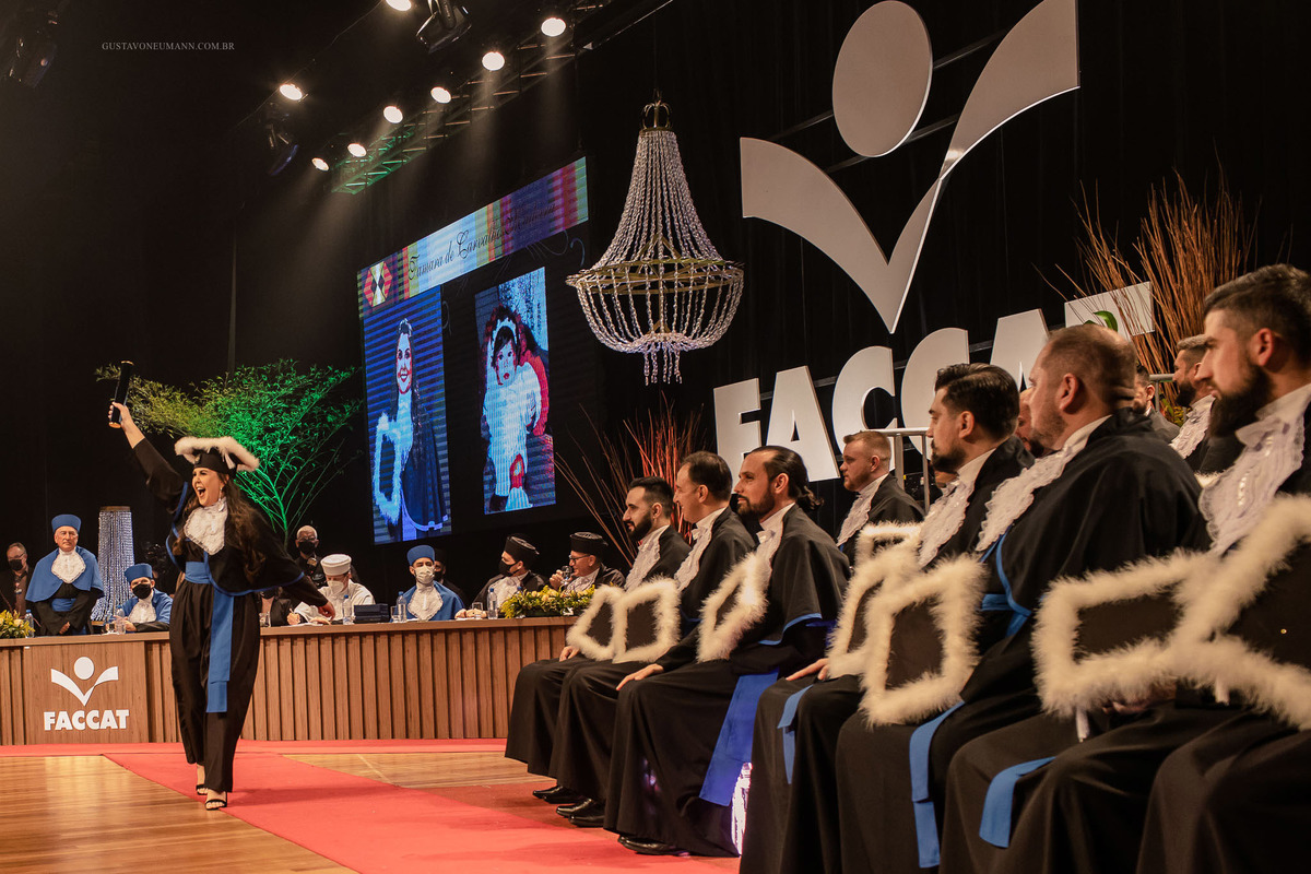 formatura-administração-de-empresas-faccat-taquara-rs