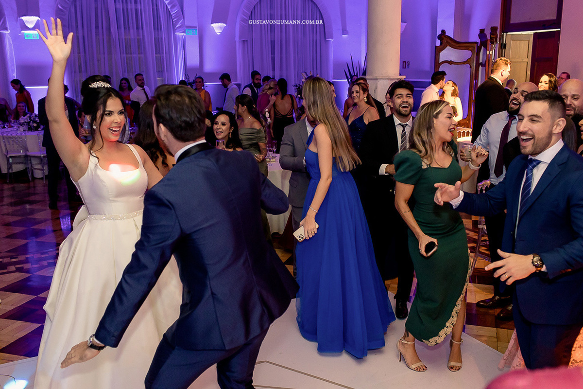 casamento-pâmella-e-alexandre-associação-leopoldina-juvenil-porto-alegre-rs-gustavo-neumann-fotografia