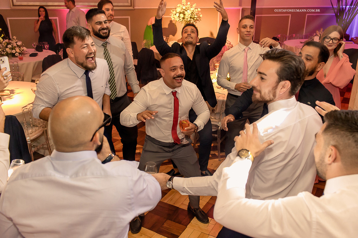 casamento-pâmella-e-alexandre-associação-leopoldina-juvenil-porto-alegre-rs-gustavo-neumann-fotografia