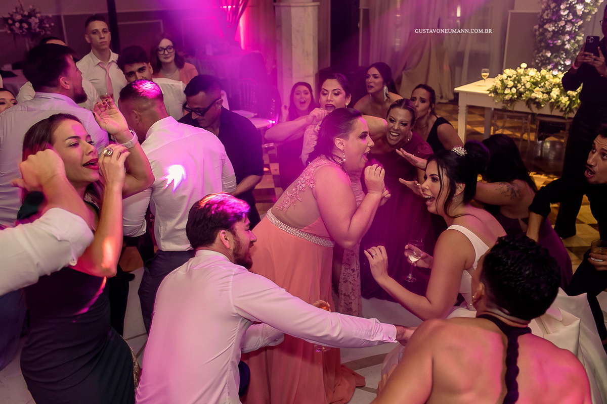 casamento-pâmella-e-alexandre-associação-leopoldina-juvenil-porto-alegre-rs-gustavo-neumann-fotografia