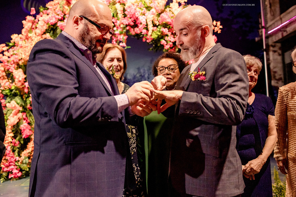 casamento-gay-vitor-e-rafa-bar-ocidente-porto-alegre-rs