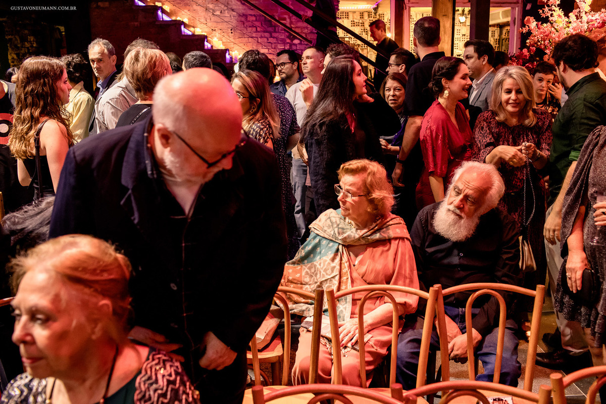 casamento-gay-vitor-e-rafa-bar-ocidente-porto-alegre-rs