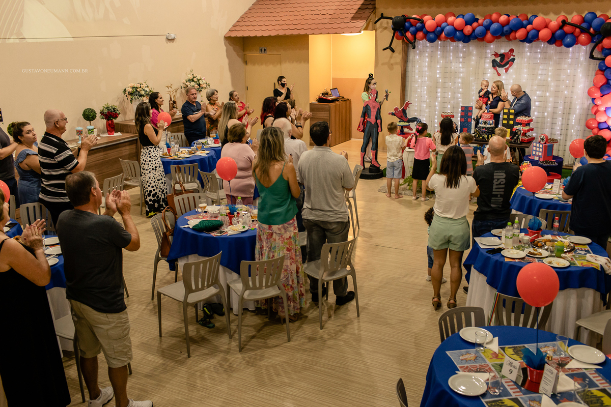 fotografio-aniversario-infantil-em-caxias-do-sul-rs-mundo-magico-lounge