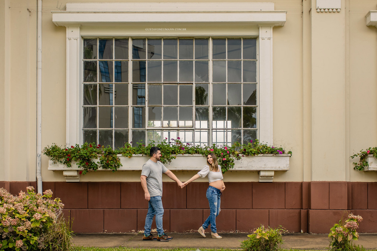 Ensaio de gestante praça dmae em porto alegre rs