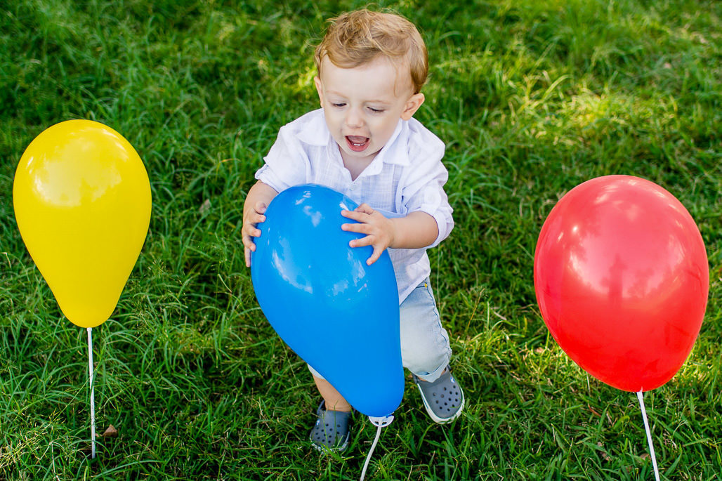 Geison Erdmann fotografia smash the cake fotografia de casamento fotógrafo bar mitzvah bat mitzvah fotos ao ar livre luz natural criança balões