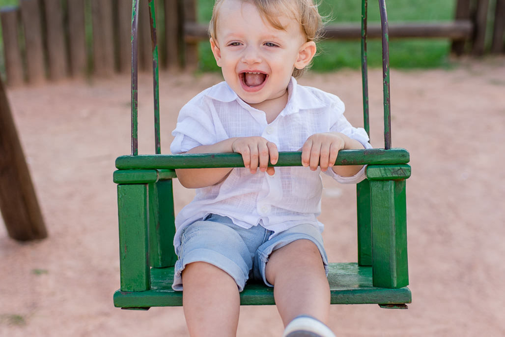 Geison Erdmann fotografia smash the cake fotografia de casamento fotógrafo bar mitzvah bat mitzvah fotos ao ar livre luz natural criança balanço