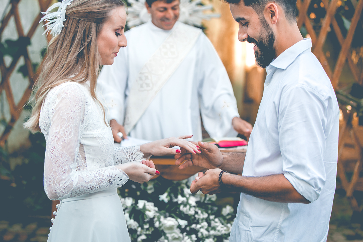 Troca das alianças, noivo