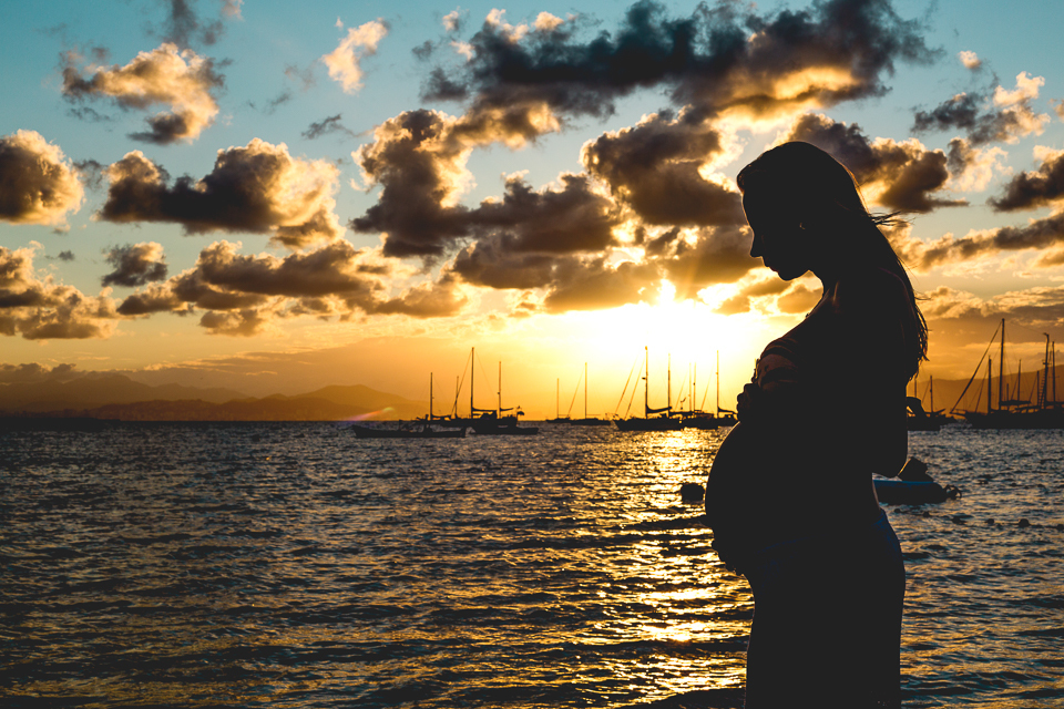 lindo por do sol na praia de Santo Antônio de Lisboa