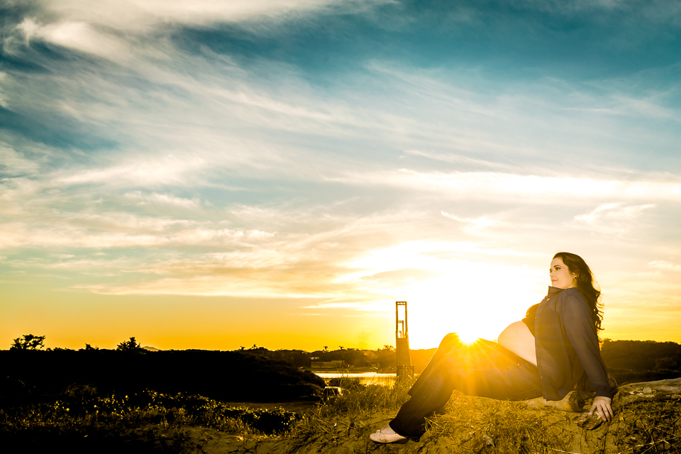 Mamãe curtindo o barrigão e o lindo por do sol