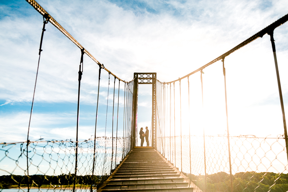 fotos de gestante na ponto pênsil em Barra Velha