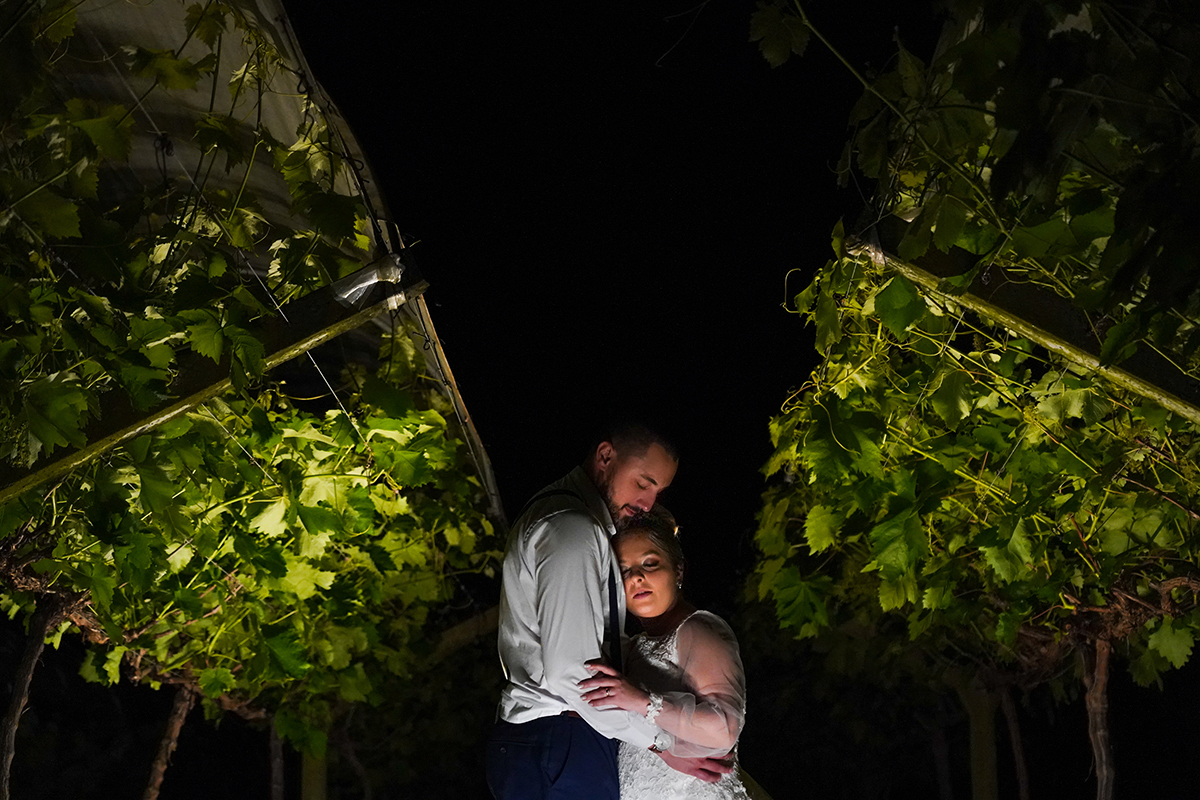 Fotos na madrugada - casamento Andrezza e Adriano Arroio Trinta -SC