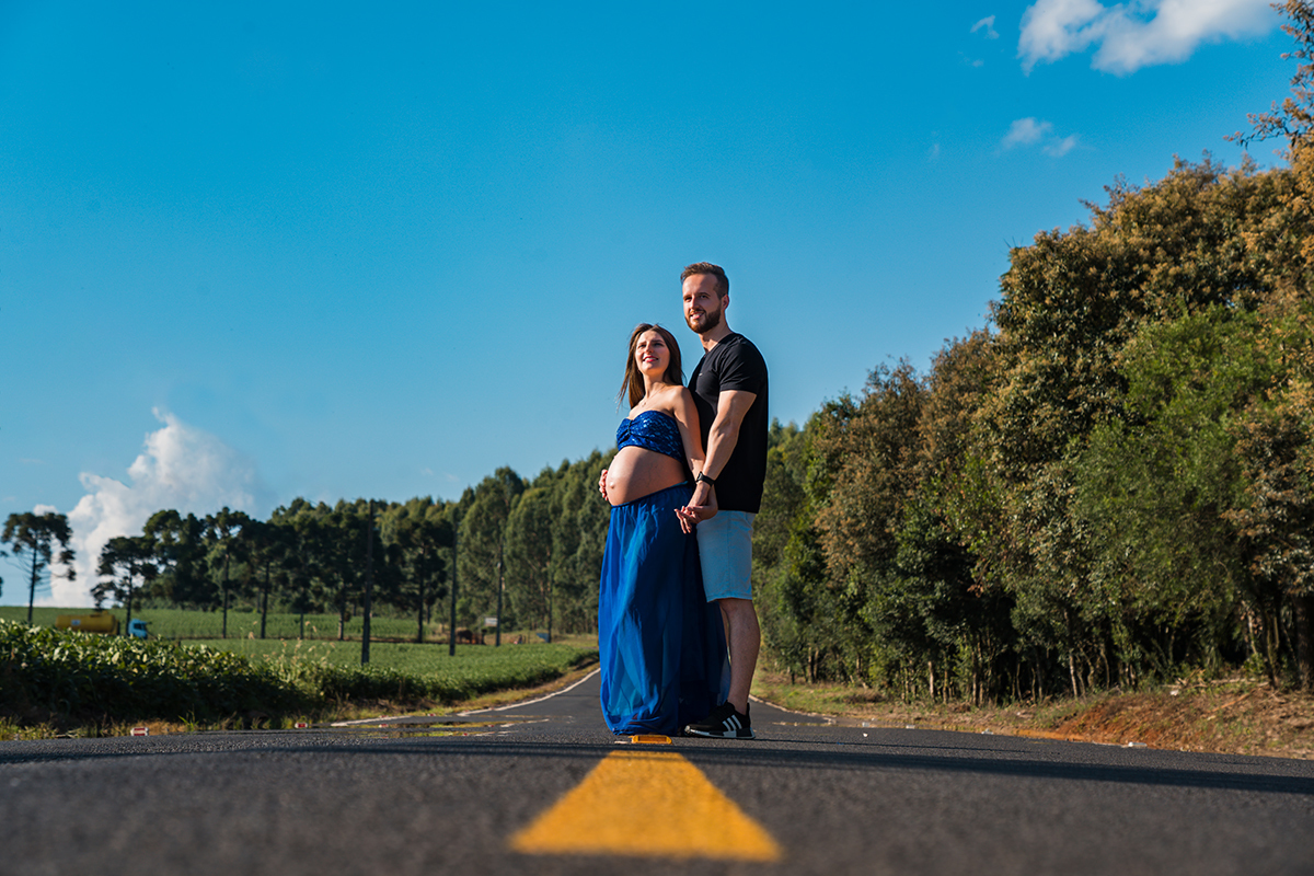 Gestante Gabriele fotos na estrada Campos Novos -SC
