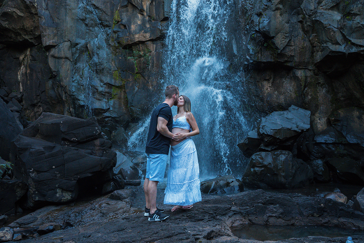 Gestante Gabriele fotos no rio Campos Novos -SC