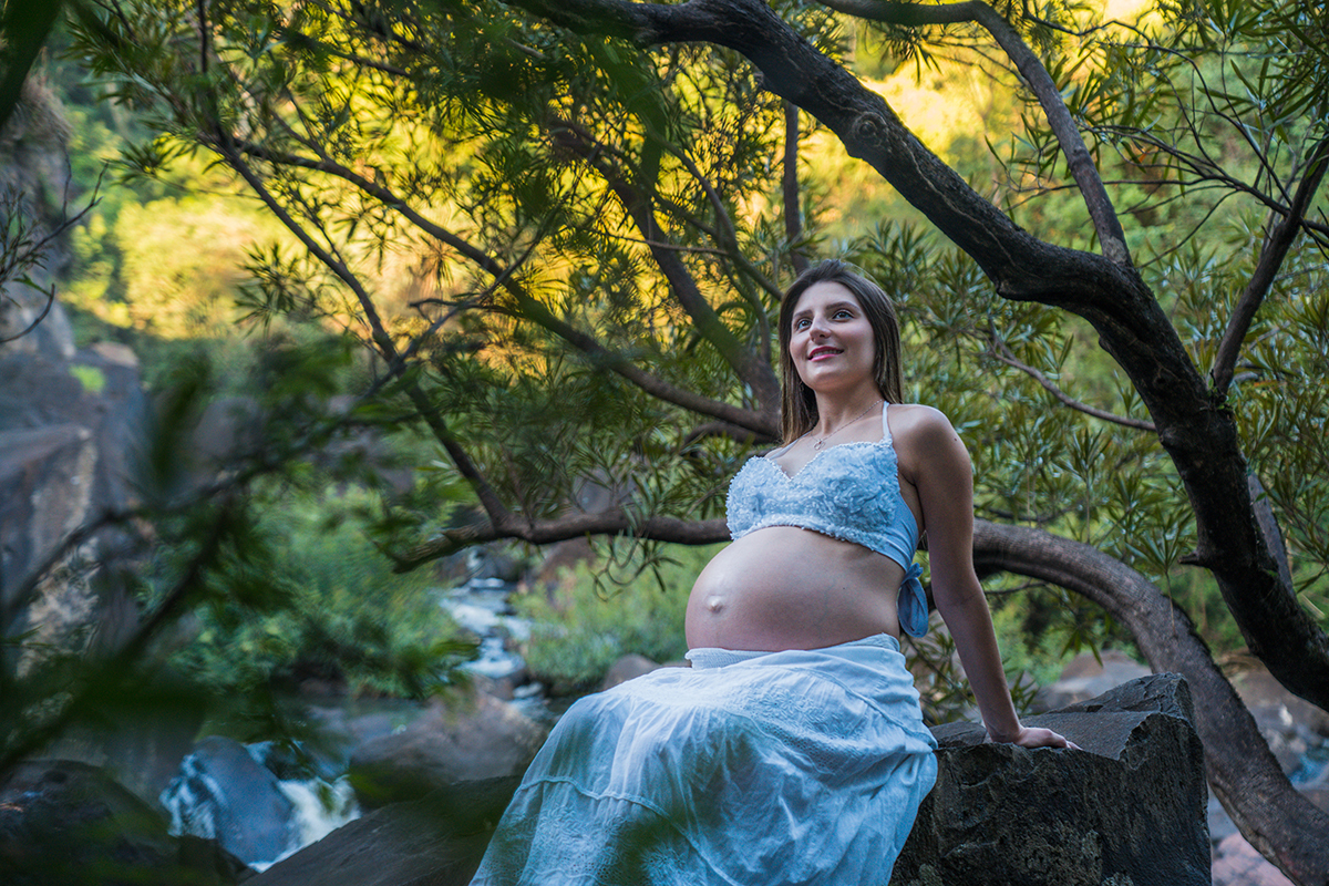 Gestante Gabriele fotos no rio Campos Novos -SC