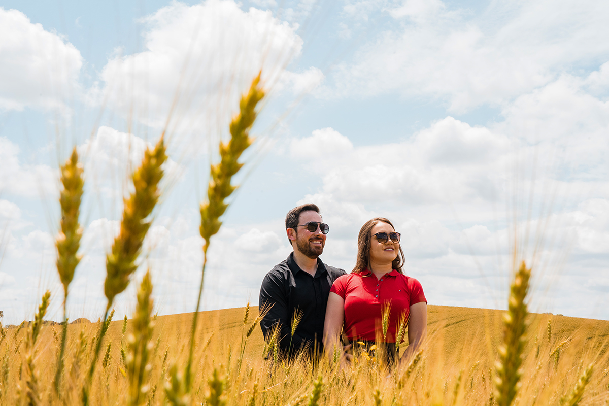 Pré casamento Aline e Fernando fotos  no campo Campos Novos -SC