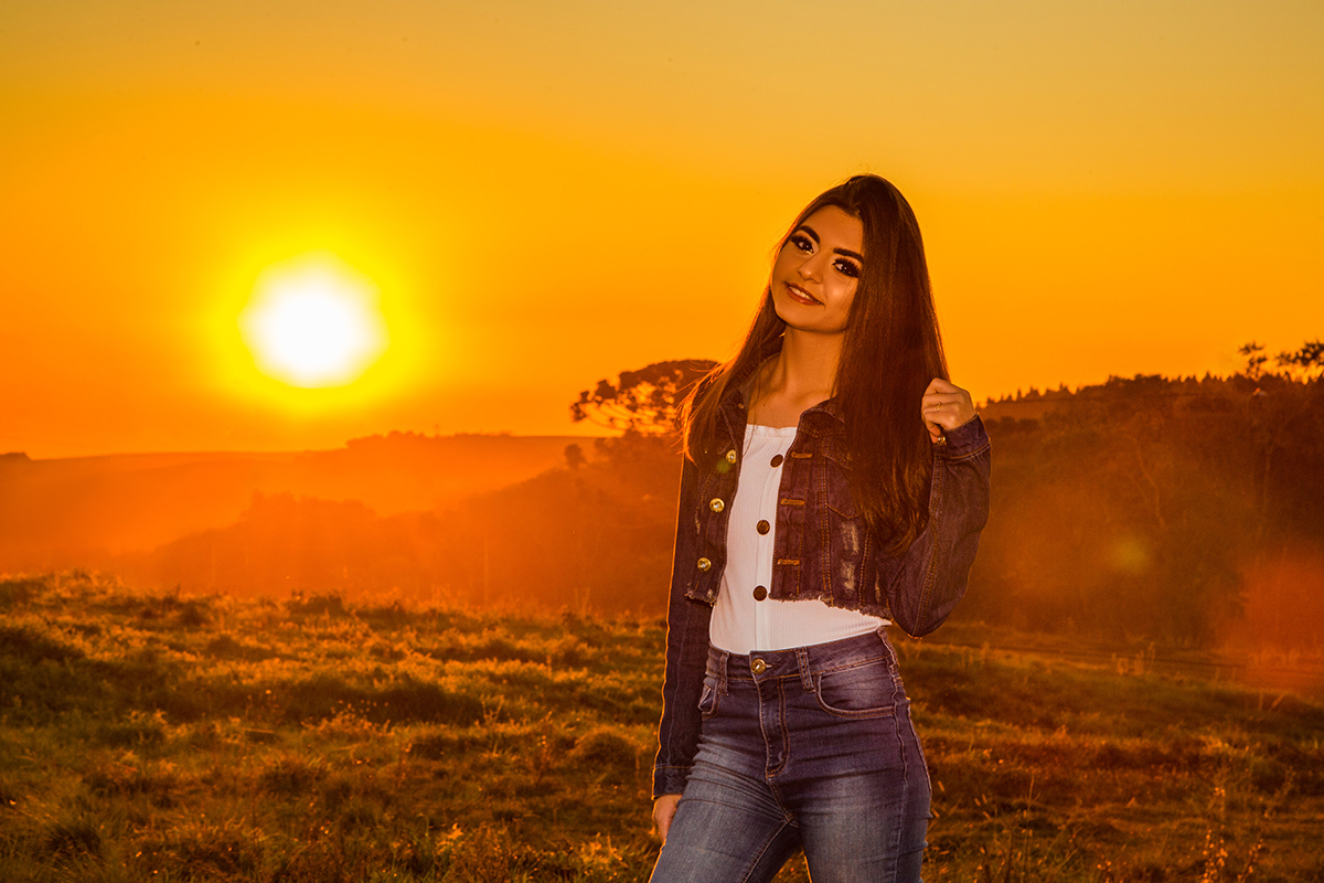Sessão externa 15 anos Kauani por do sol