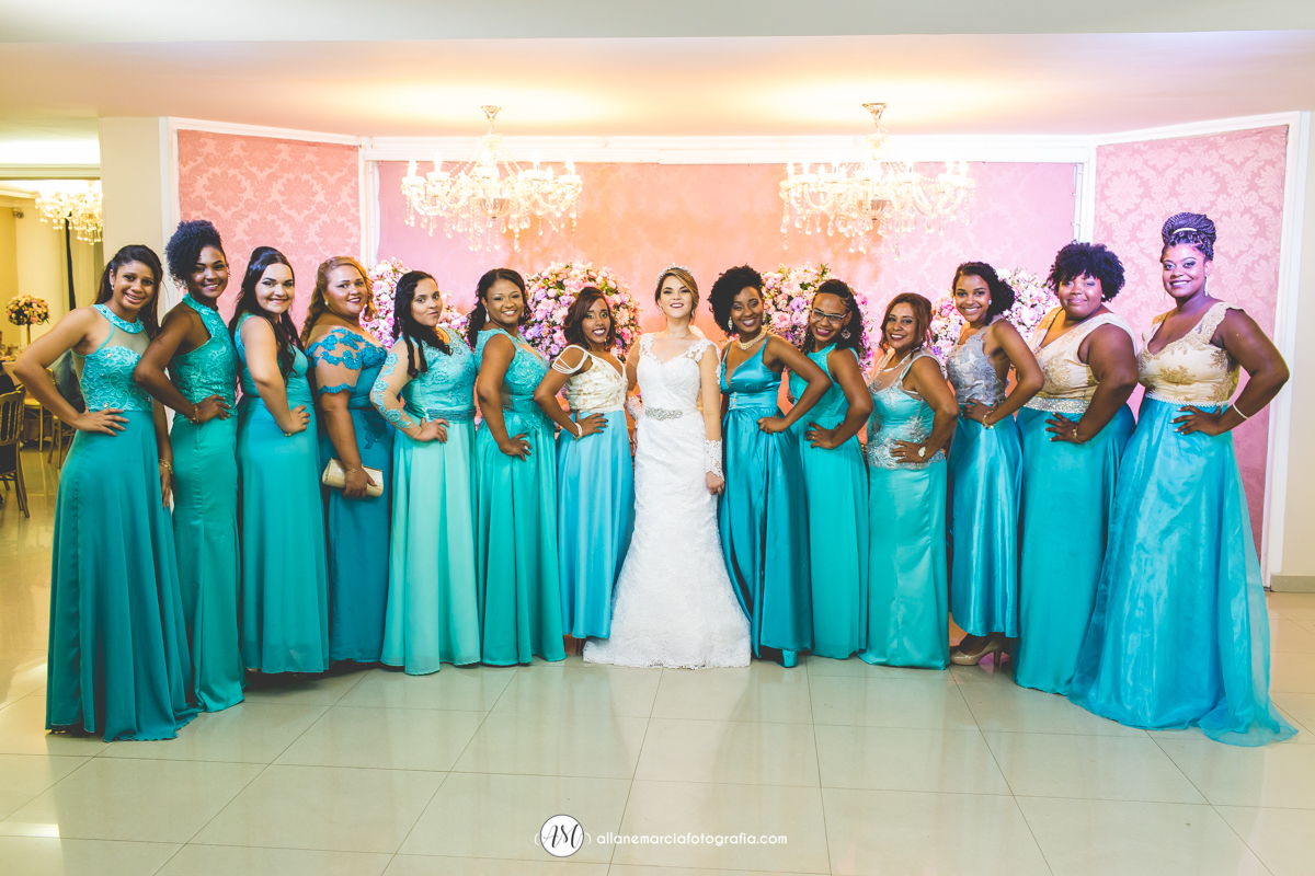noiva com madrinhas