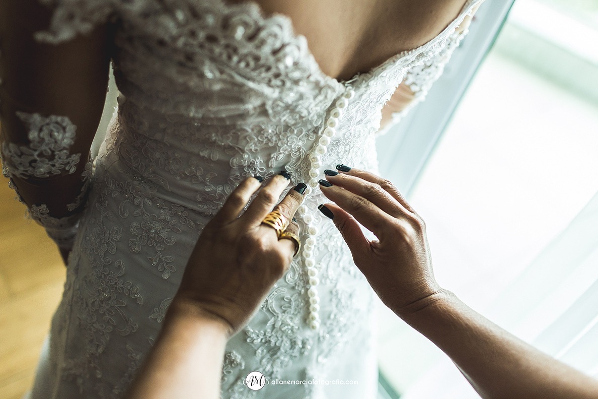 detalhes do vestido de noiva