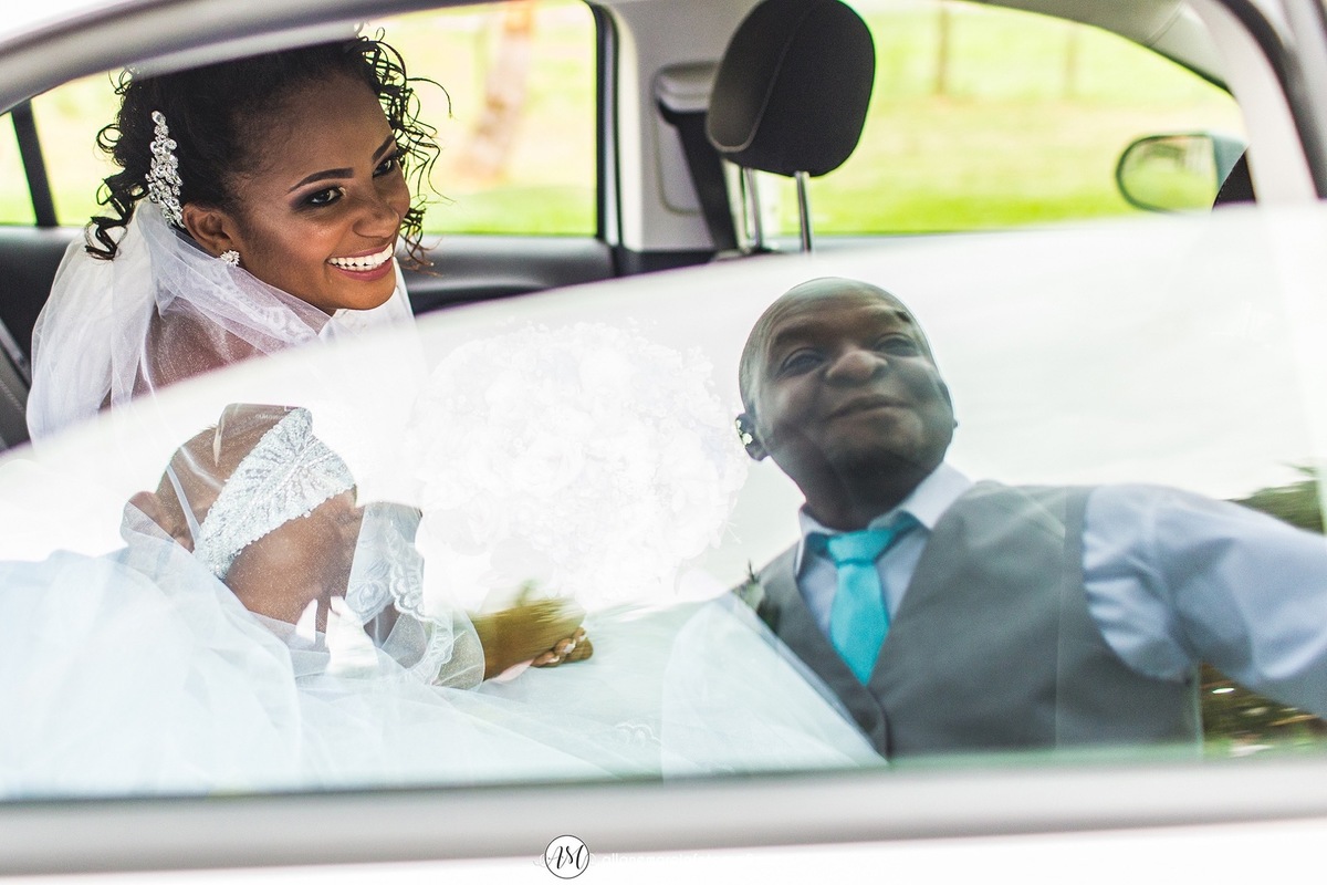 a melhor foto da noiva com o pai