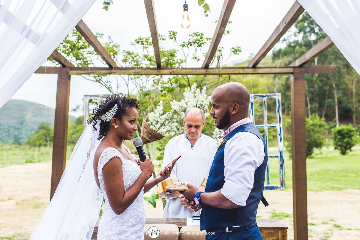 votos no casamento no sitio cores de ipe