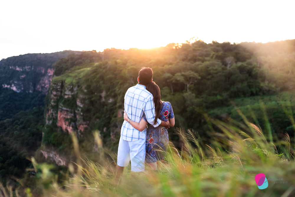 pre casamento, pre wedding, casal, casamento, fotografia de casamento, chapada dos guimaraes, mato grosso, brasil, destination wedding, fotografos de casamento, save the date, trash the drass