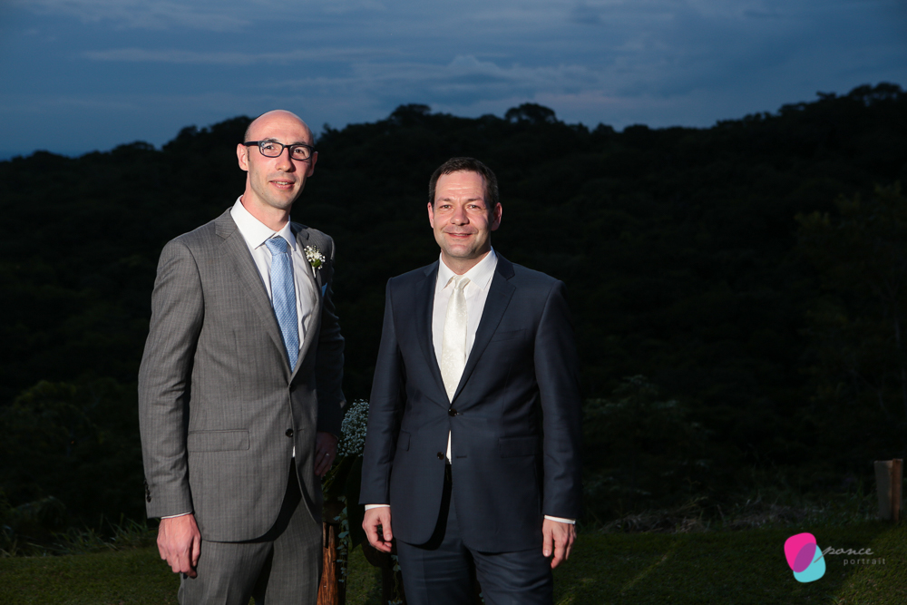 wedding, casamento, polones, wedding day, noiva, bride, couple, linda, felicidade, chapada dos guimaraes, casamento de dia, por do sol, festa, animacao, familia, noivo